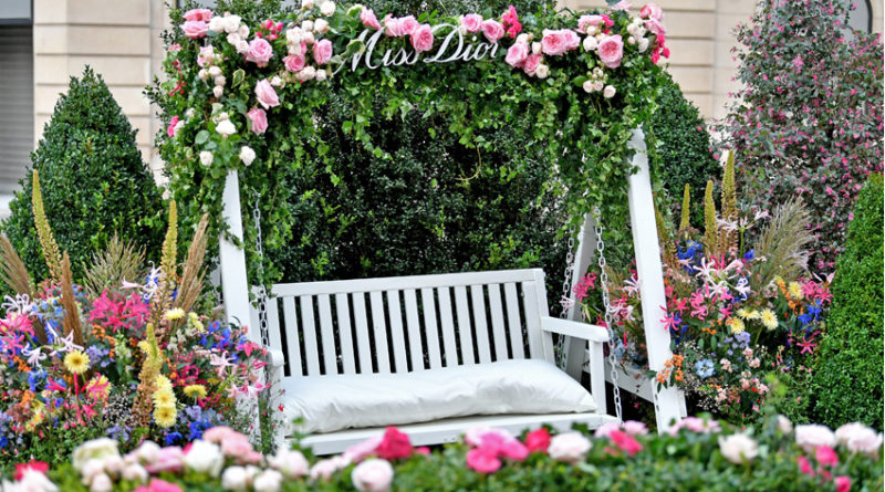 Miss Dior Pop-Up in Paris floral décor