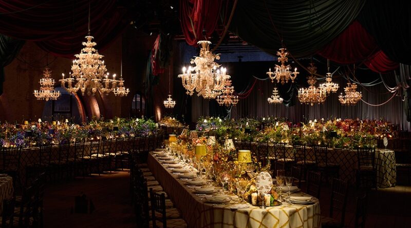 Wedding reception Venice Inspiration from Dior's Gala
